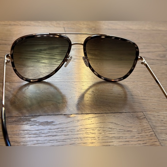 Quay sunglasses - Picture 4 of 4